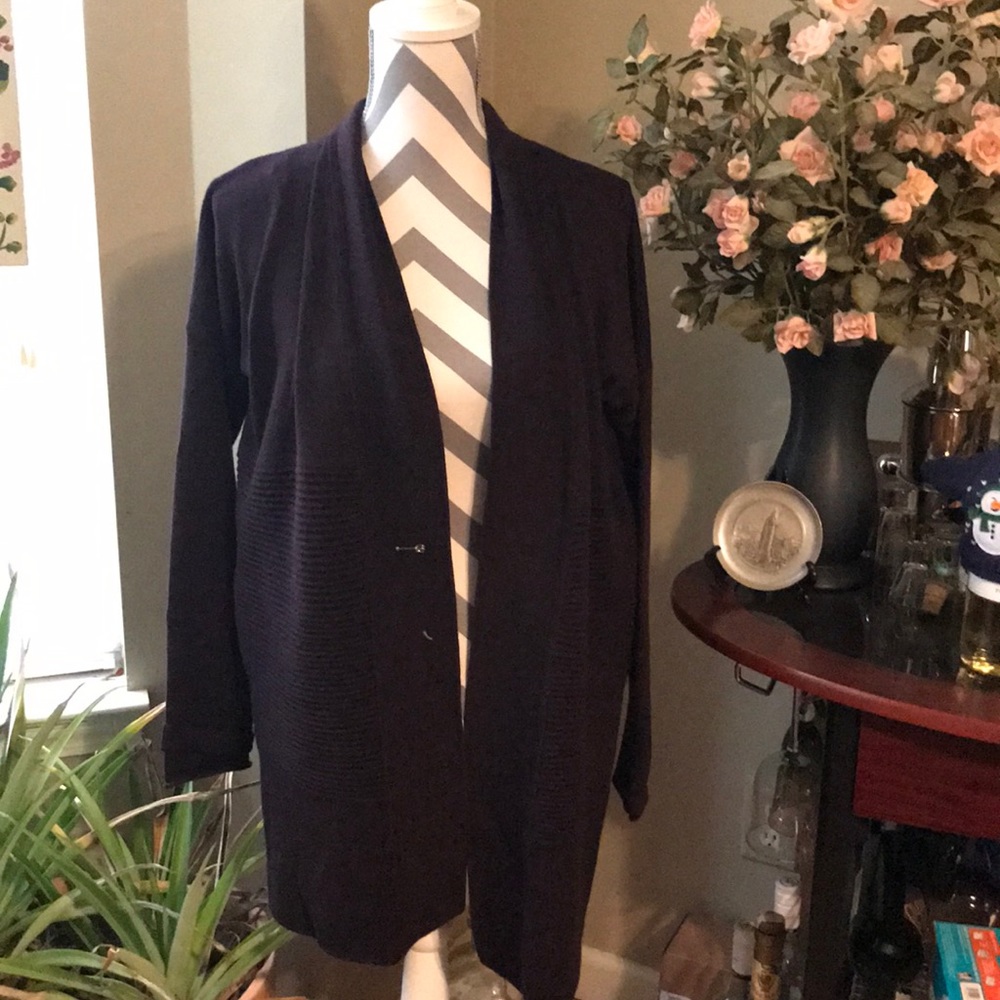 Lululemon sweater